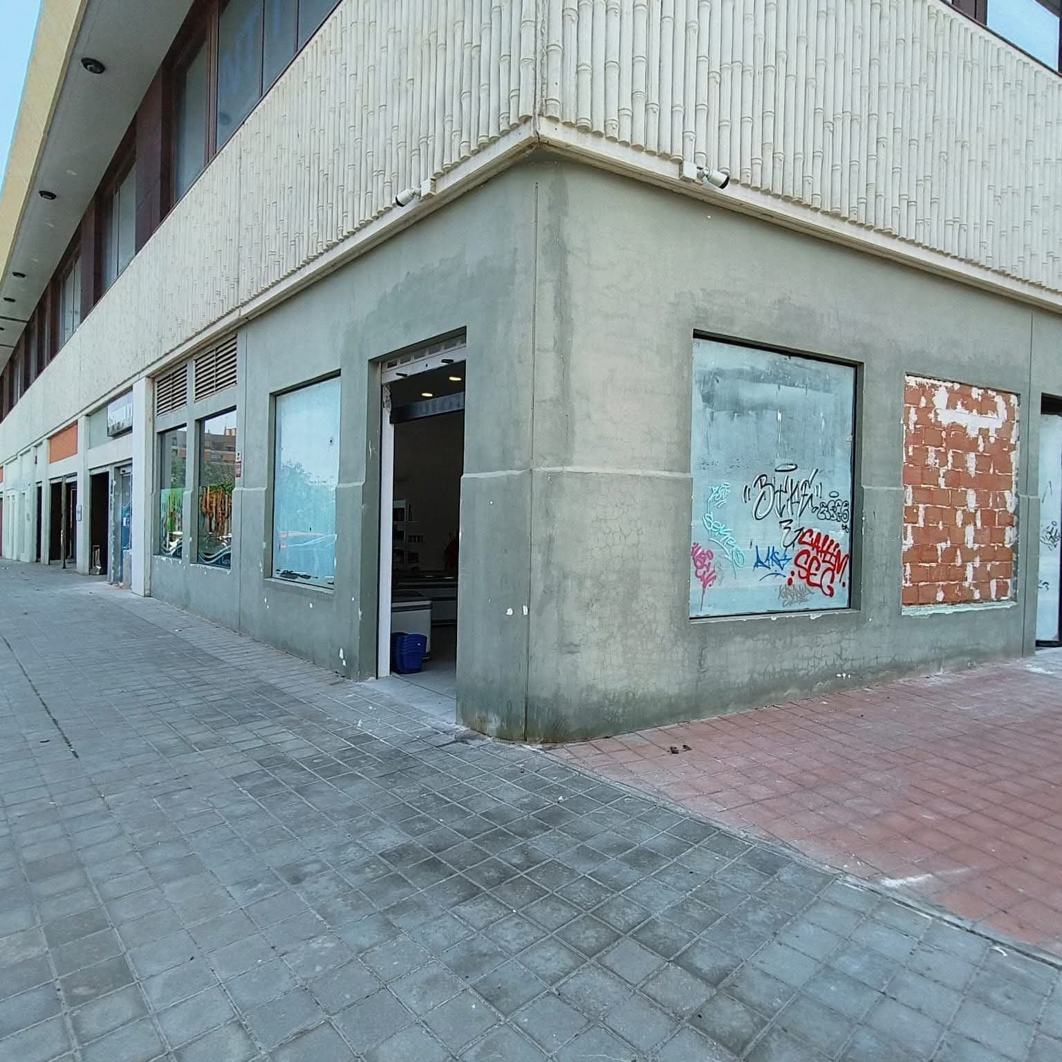 Reforma integral de local comercial de 200 m² en Dénia, antes